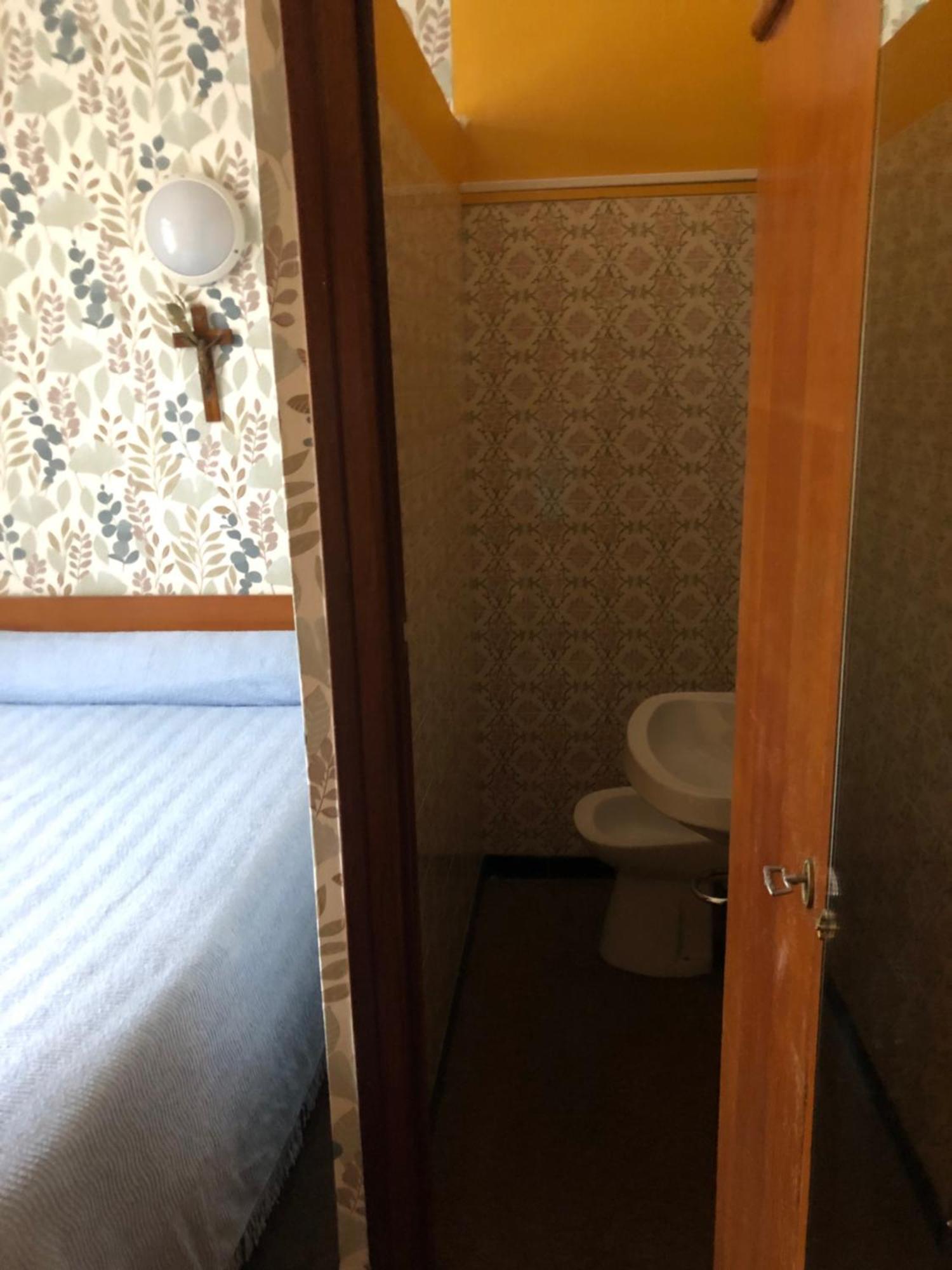 Plaisance Hotel *